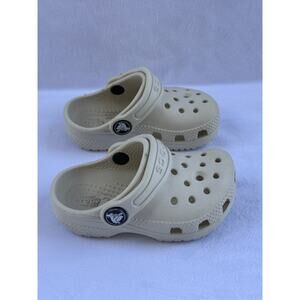 Crocs Classic Clog T sandals in beige C5 Kids/toddler/crib Shoe Size